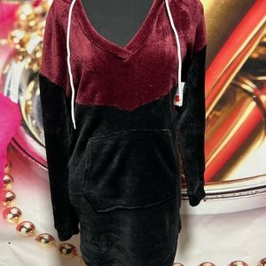 Beautiful Sporty shirt.  BRAND NEW